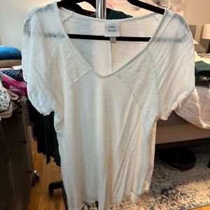 Short sleeve top